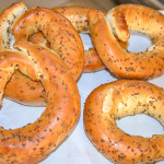 PRETZELS WITH ANISE